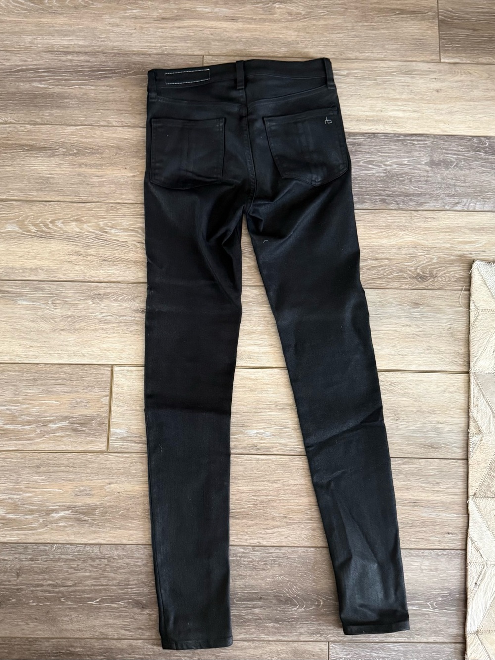 rag & bone Black Coated High-Rise Skinny Jeans - Picture 4 of 5